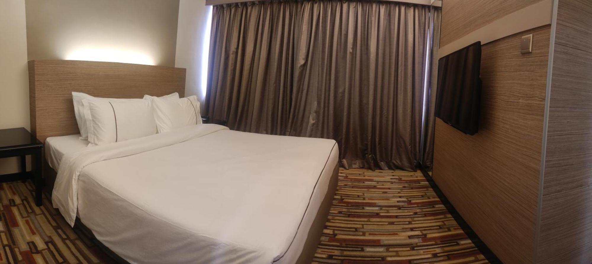 Harbour View Hotel Kuching Extérieur photo
