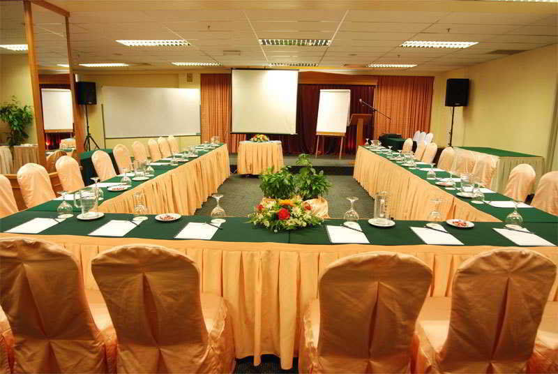 Harbour View Hotel Kuching Extérieur photo